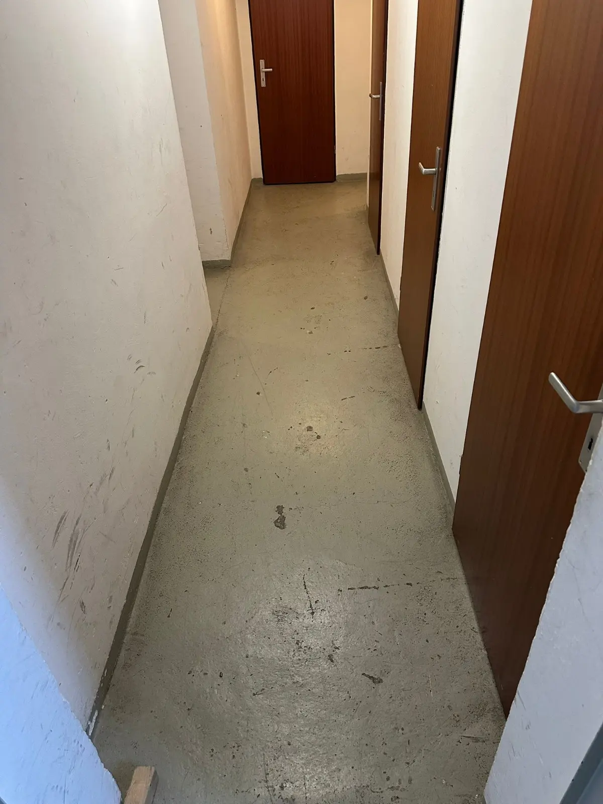 Vorher – Keller-boden